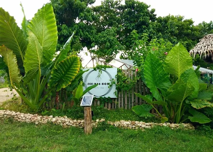 See-Kee-Hor Cafe And Hostel Siquijor